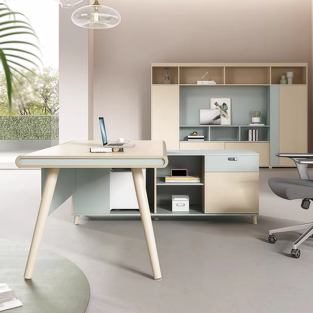 Light wood patchwork executive desk - image 4