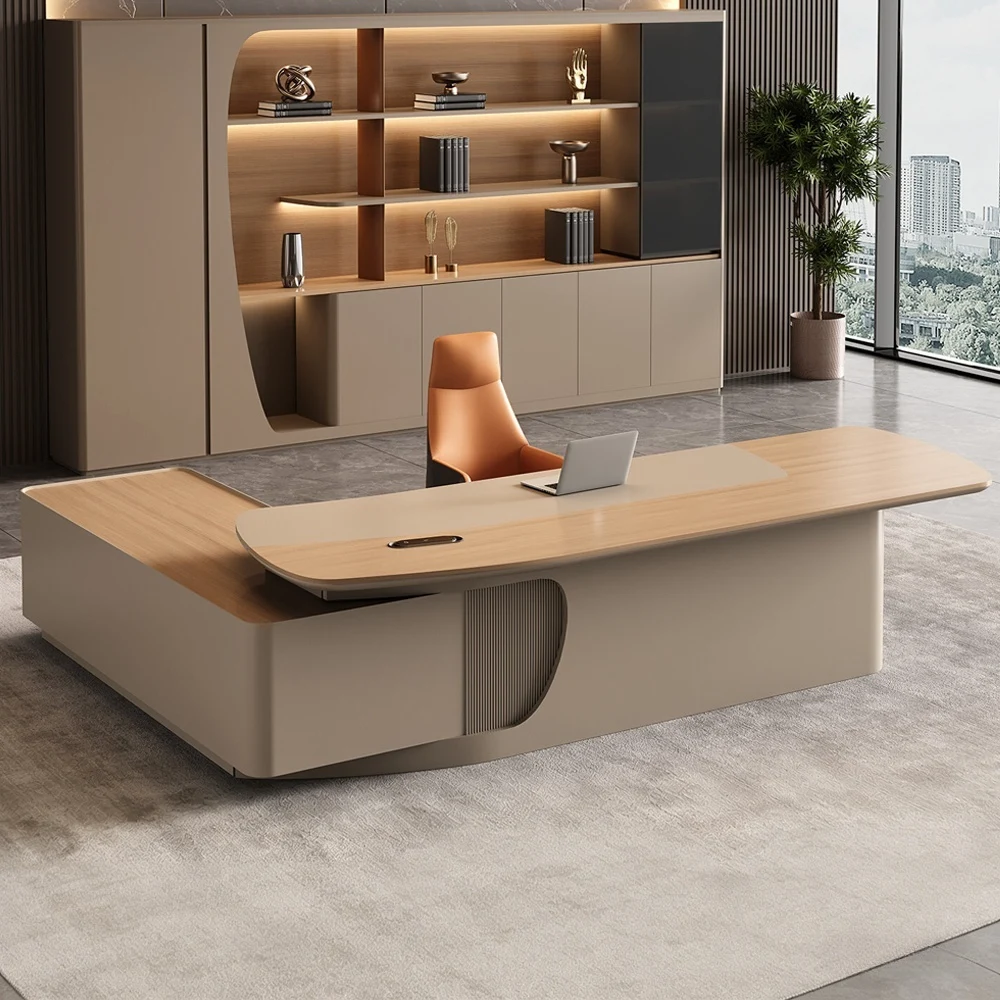 Executive Desk with Premium Timber and Curvilinear Shape - image 3